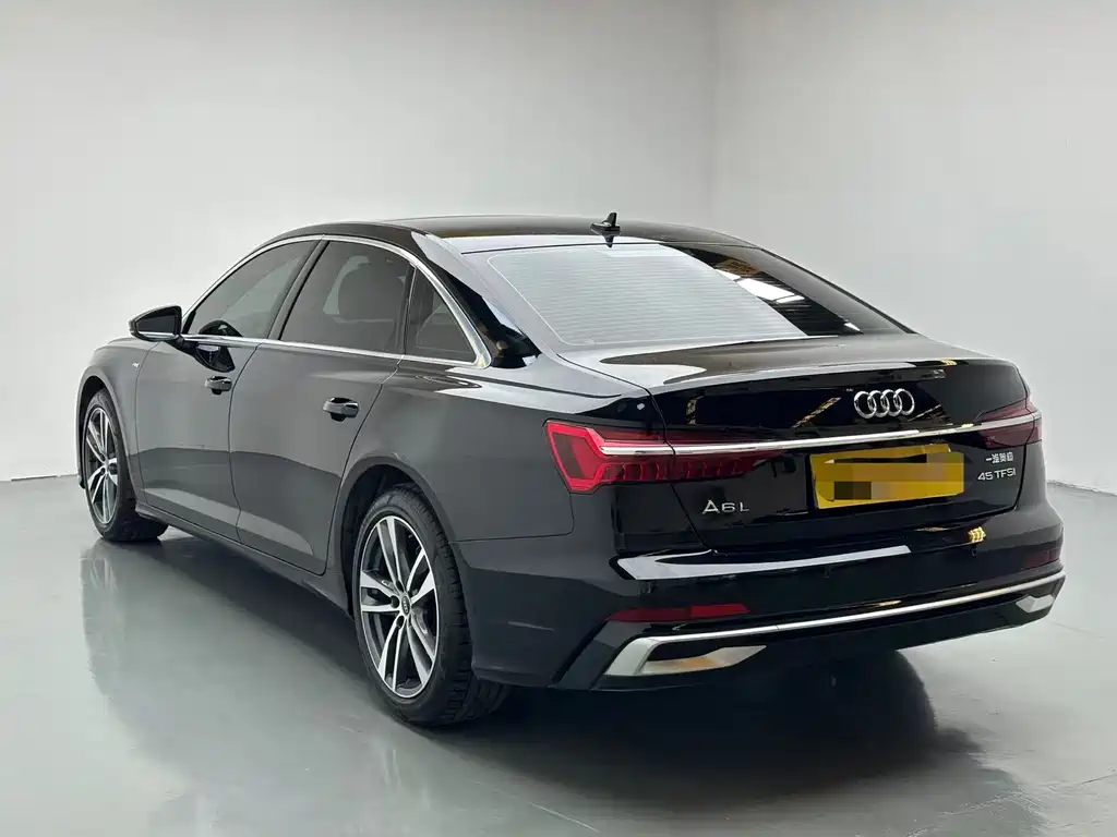 Audi A6L — миниатюра 7