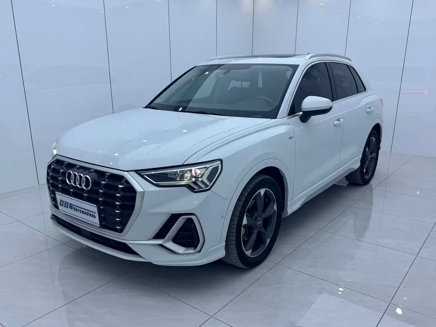 奥迪Q3 2022款 35 TFSI 时尚动感型 2022