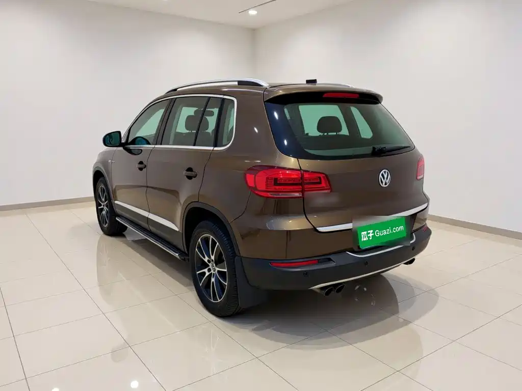 Volkswagen Tiguan — миниатюра 4