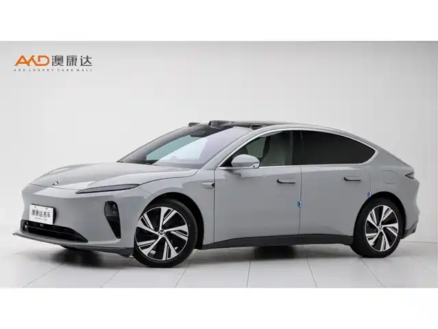 NIO ET5