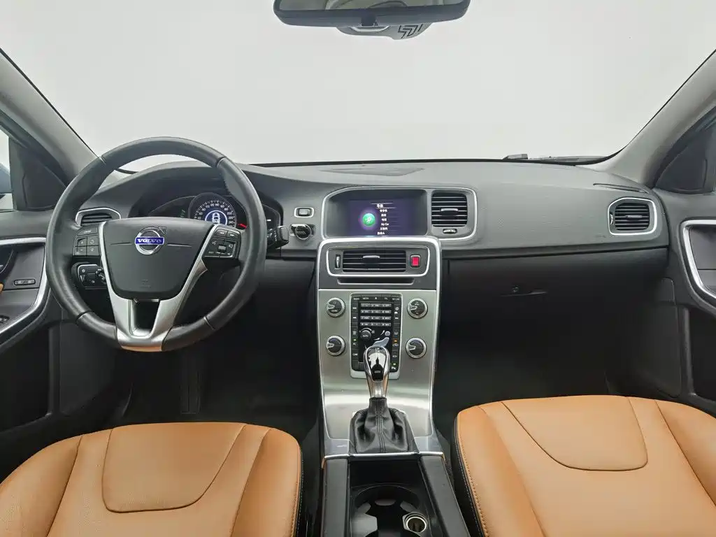 Volvo S60 — миниатюра 5