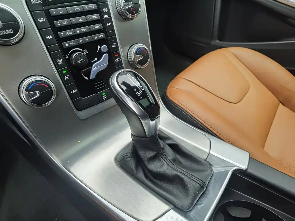 Volvo S60 — миниатюра 13