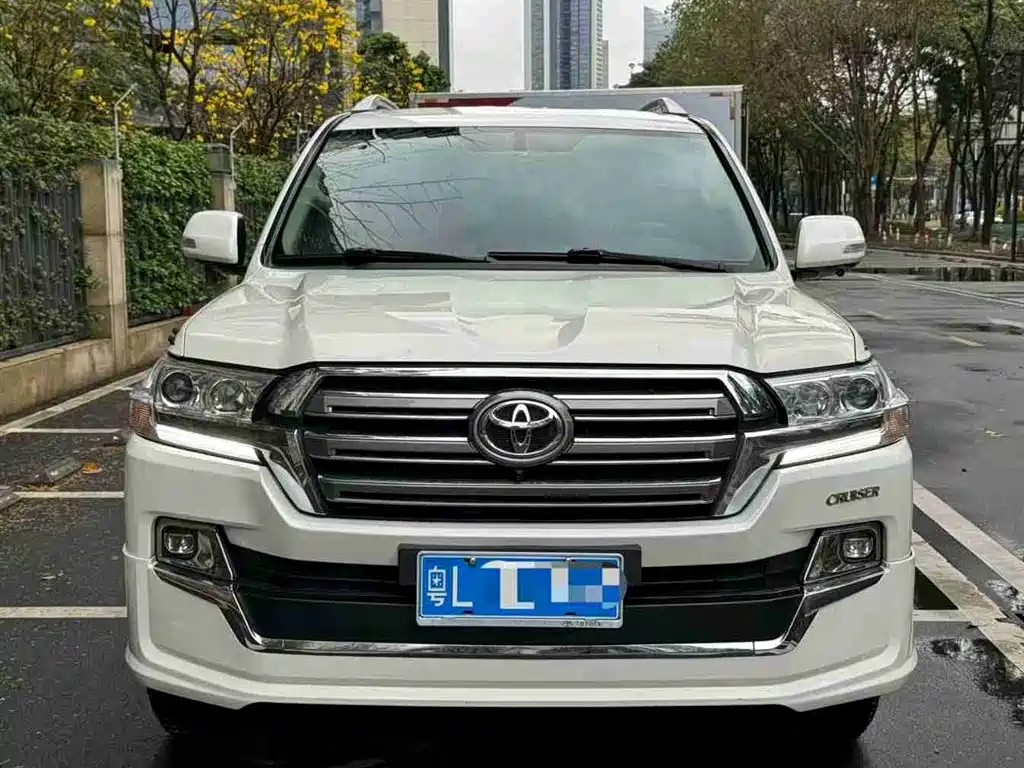 Toyota Land Cruiser 2018