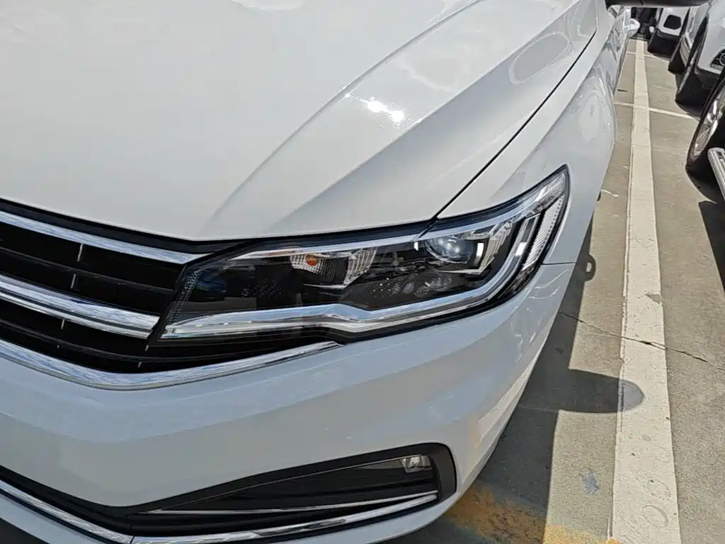 Volkswagen Bora — миниатюра 24