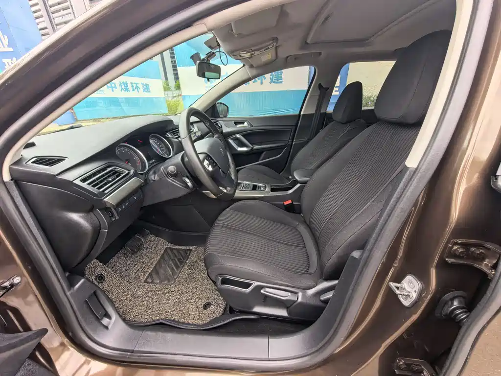 Peugeot 408 1.6T Auto Luxury Edition, фото 10