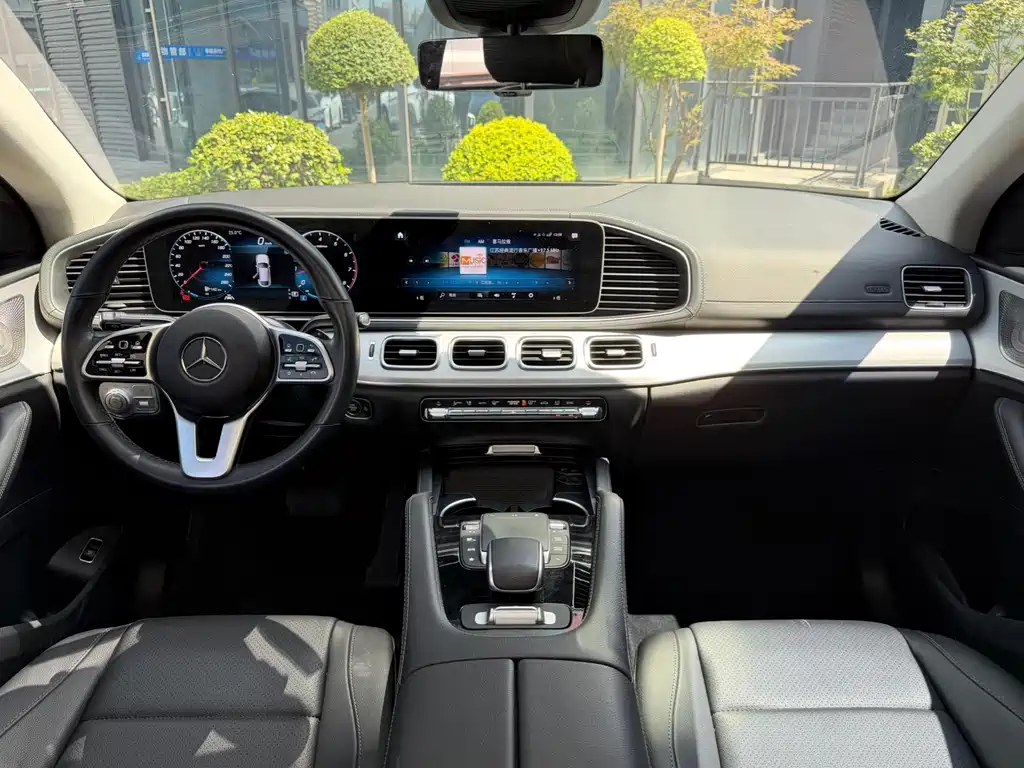 Mercedes-Benz GLE Coupe — миниатюра 8