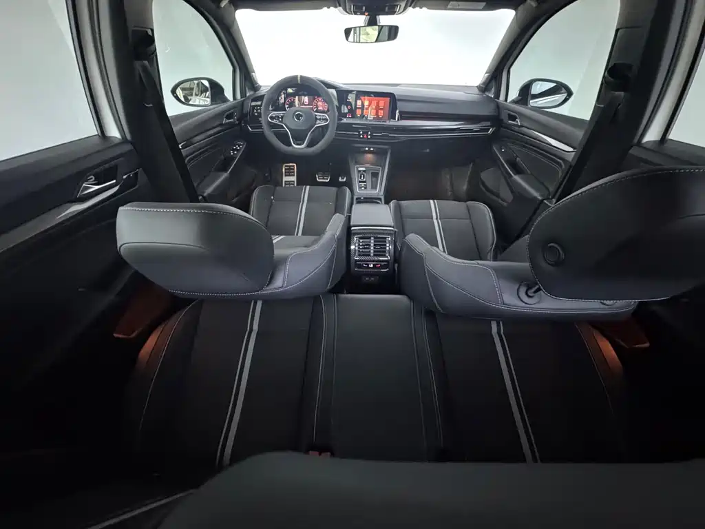 Volkswagen Golf — миниатюра 15