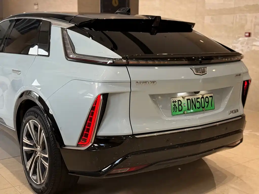 Cadillac Lyriq — миниатюра 20