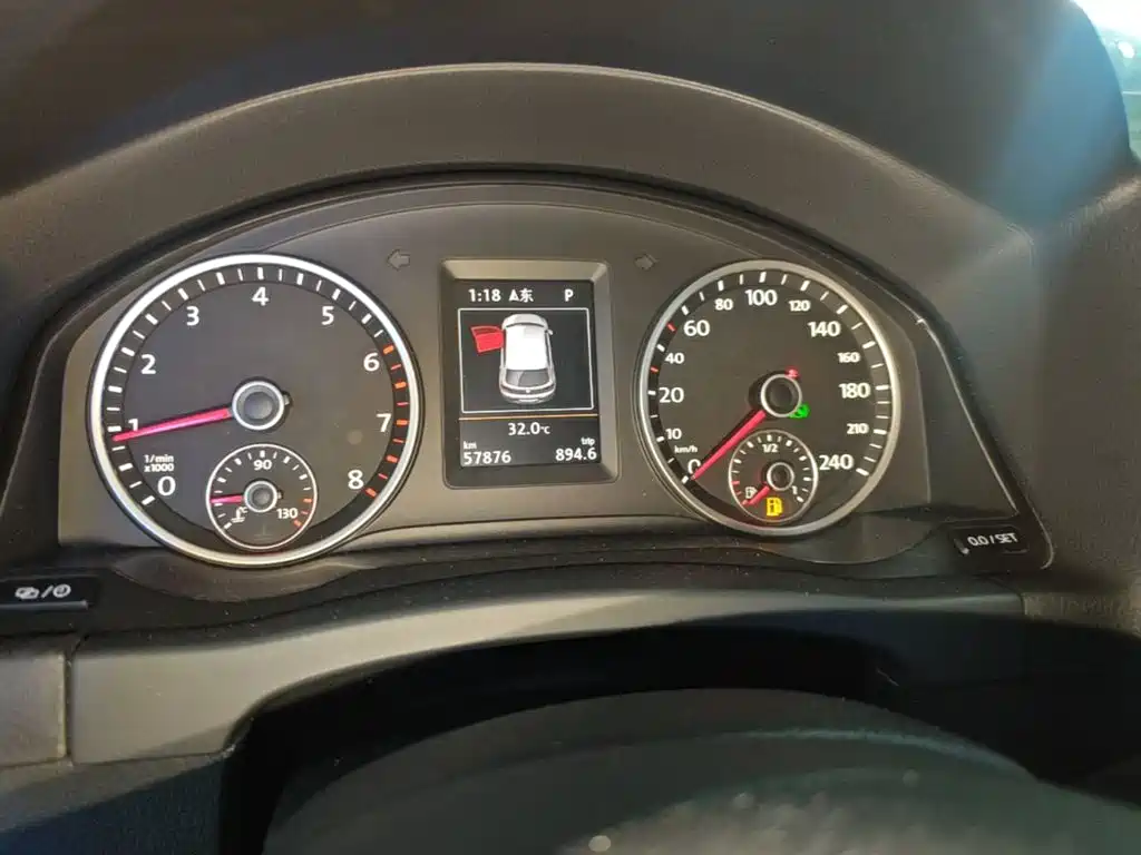 Volkswagen Tiguan — миниатюра 12