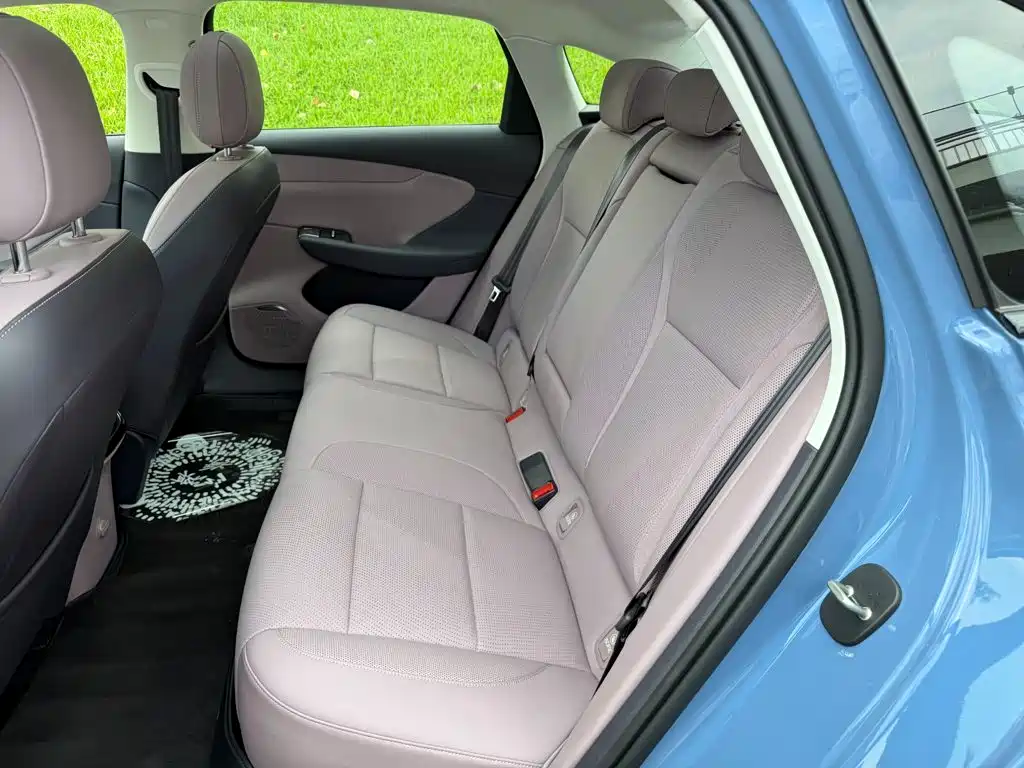Hongqi Hongqi Tiangong 05 — миниатюра 12