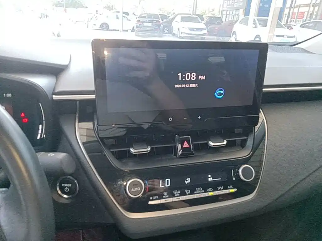 Toyota Corolla — миниатюра 13