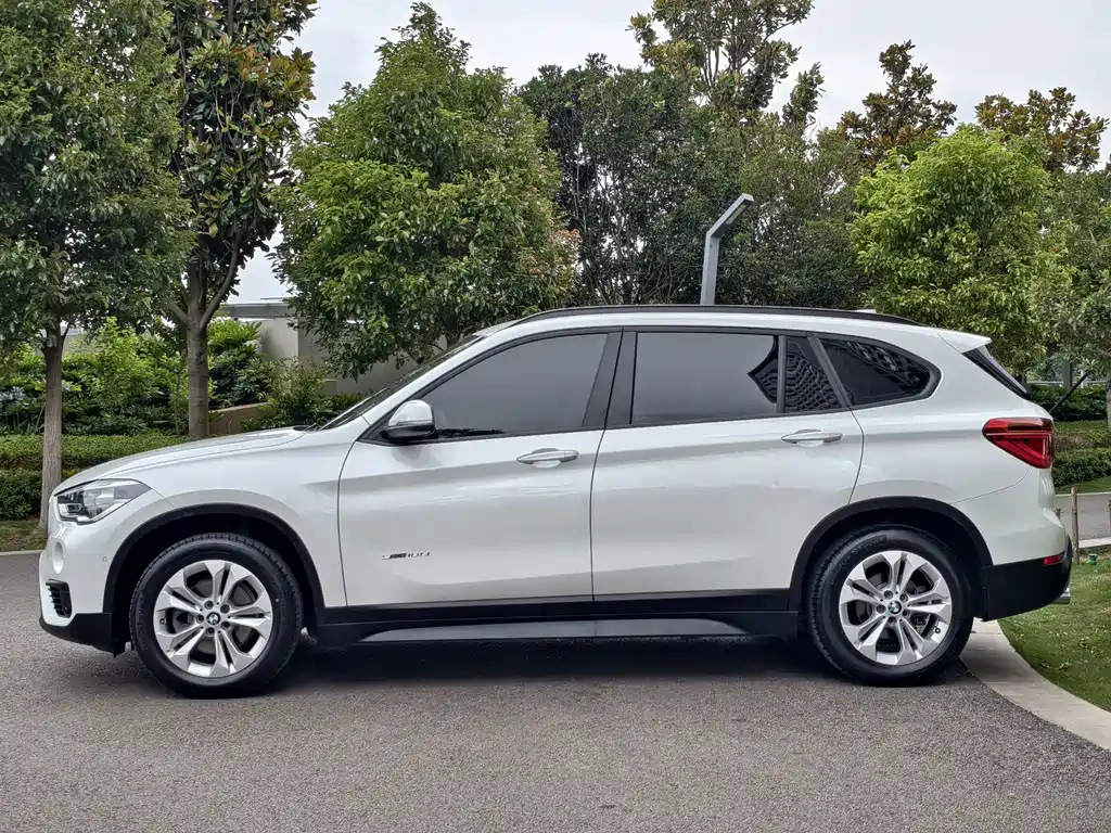 BMW X1 — миниатюра 3