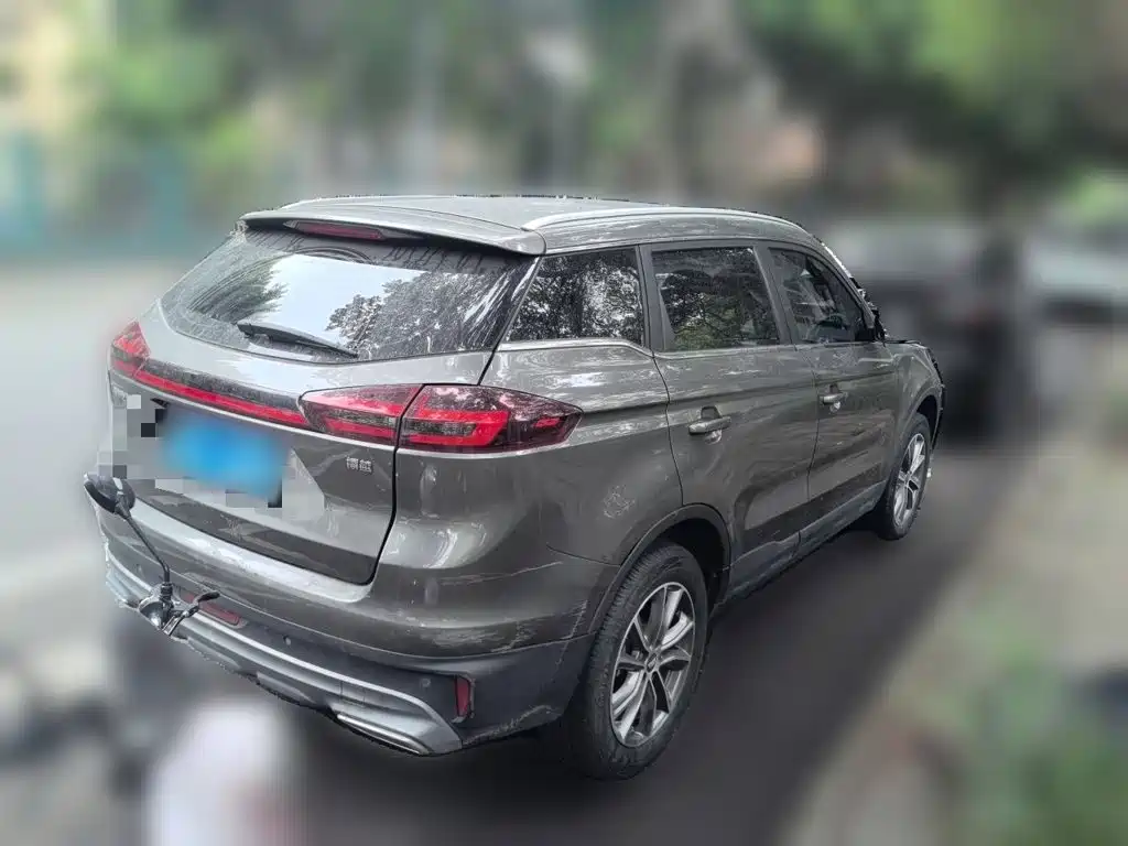 Geely Boyue — миниатюра 4