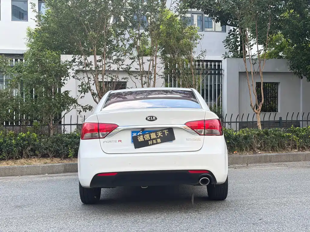 Kia Forte — миниатюра 7