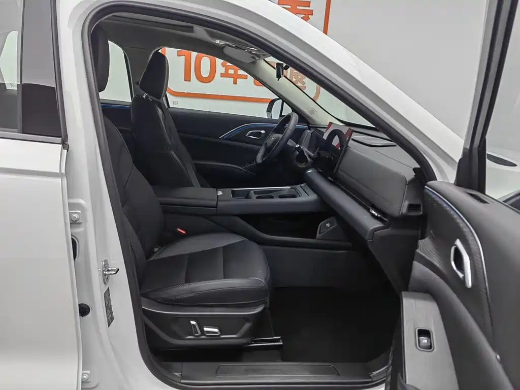 Haval 哈弗H6L — миниатюра 23