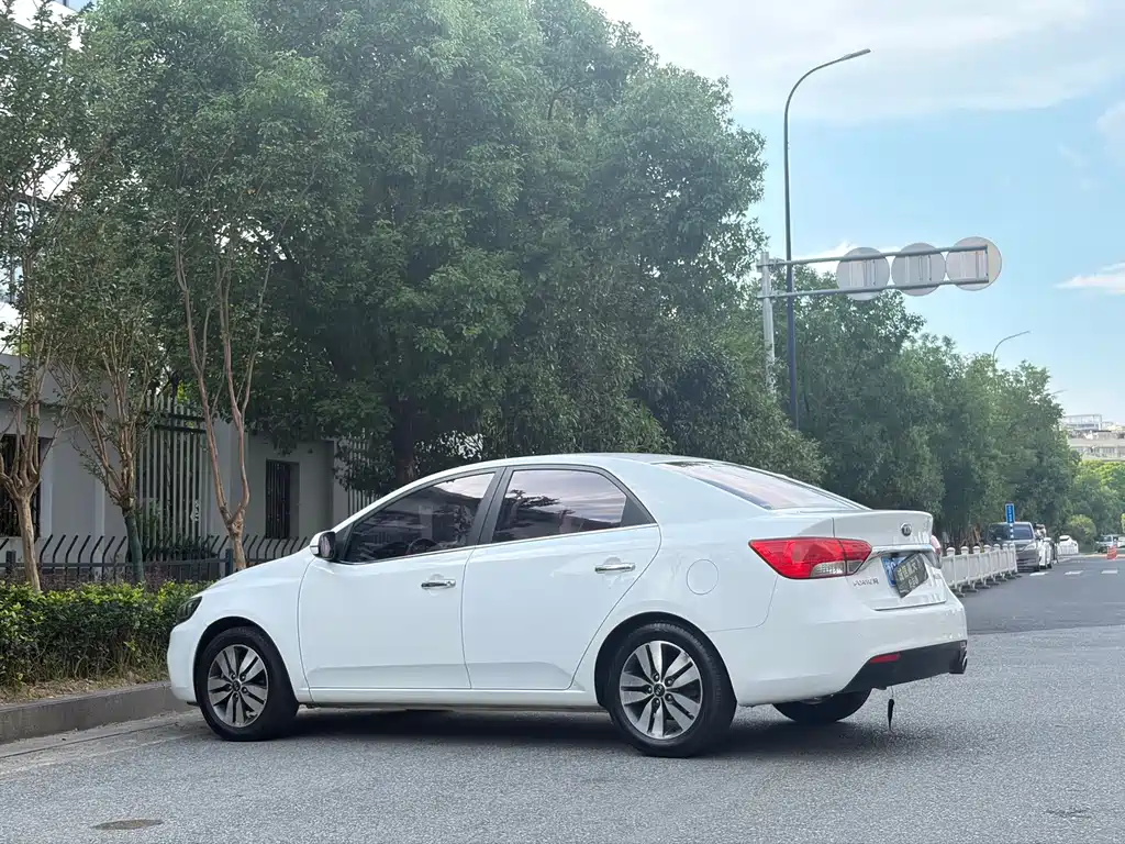Kia Forte — миниатюра 8