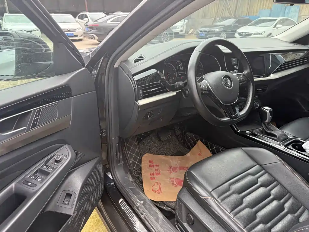 Volkswagen Passat — миниатюра 6