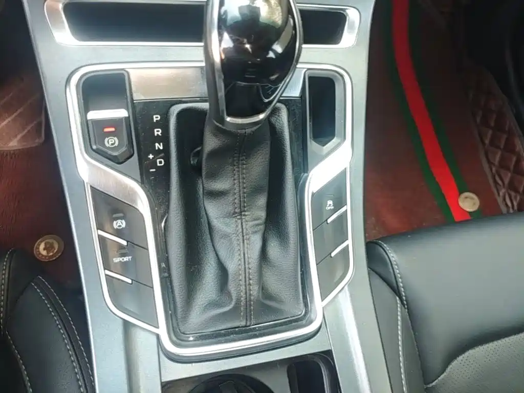 Geely Emgrand — миниатюра 14