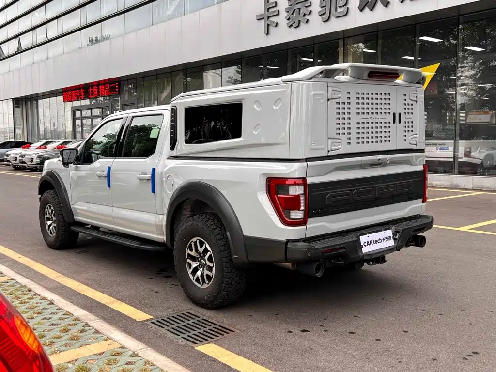 Ford F-150 Raptor — миниатюра 5