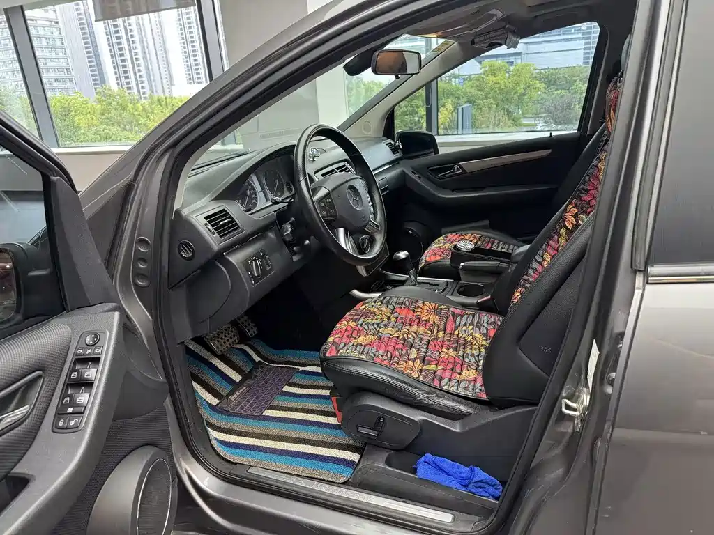 Mercedes-Benz B-Class — миниатюра 15