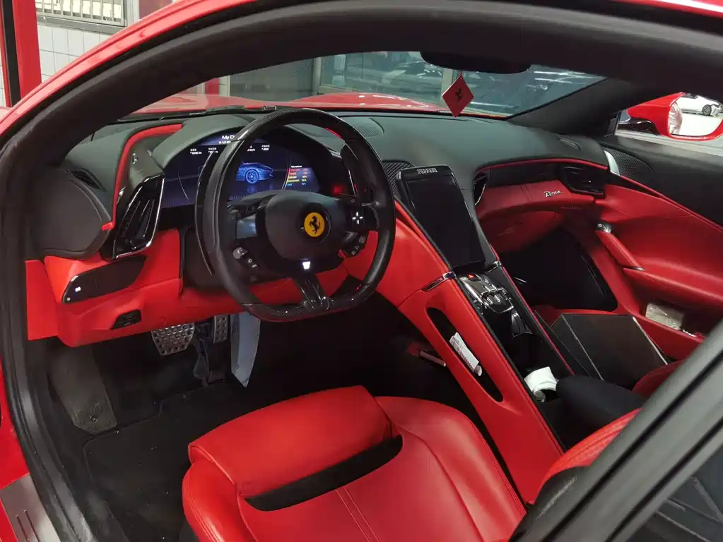 Ferrari Roma — миниатюра 10