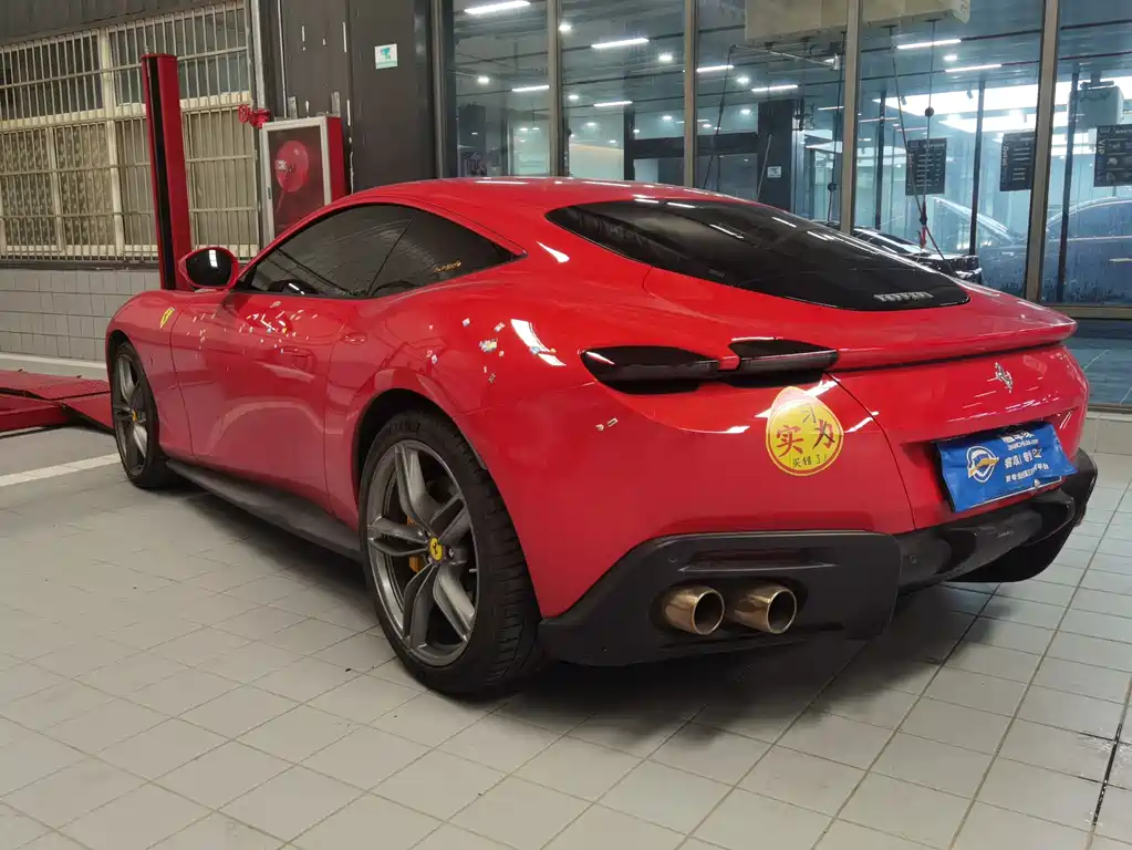 Ferrari Roma — миниатюра 7