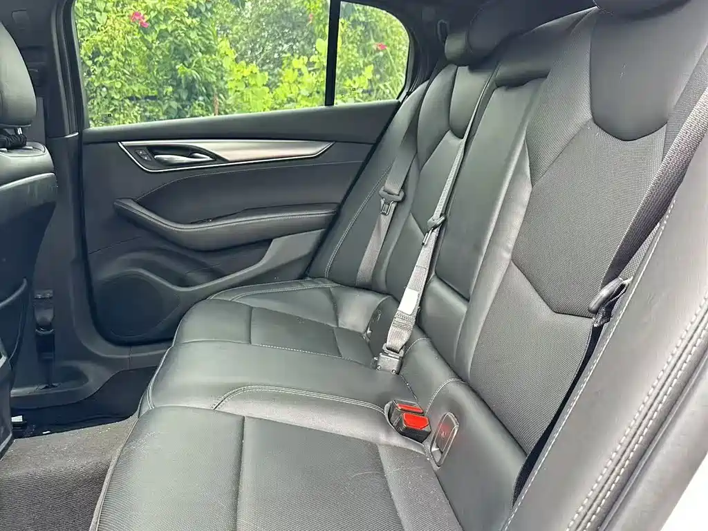 Cadillac CT5 — миниатюра 7