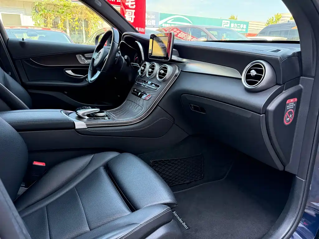 Mercedes-Benz GLC — миниатюра 11