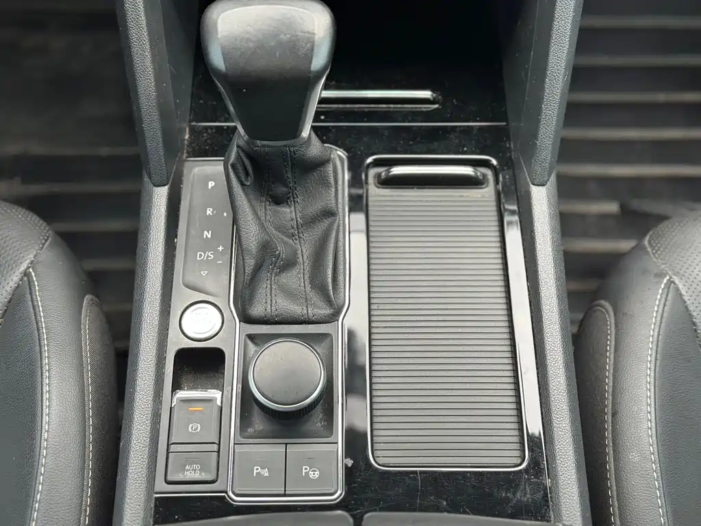 Volkswagen Teramont — миниатюра 13