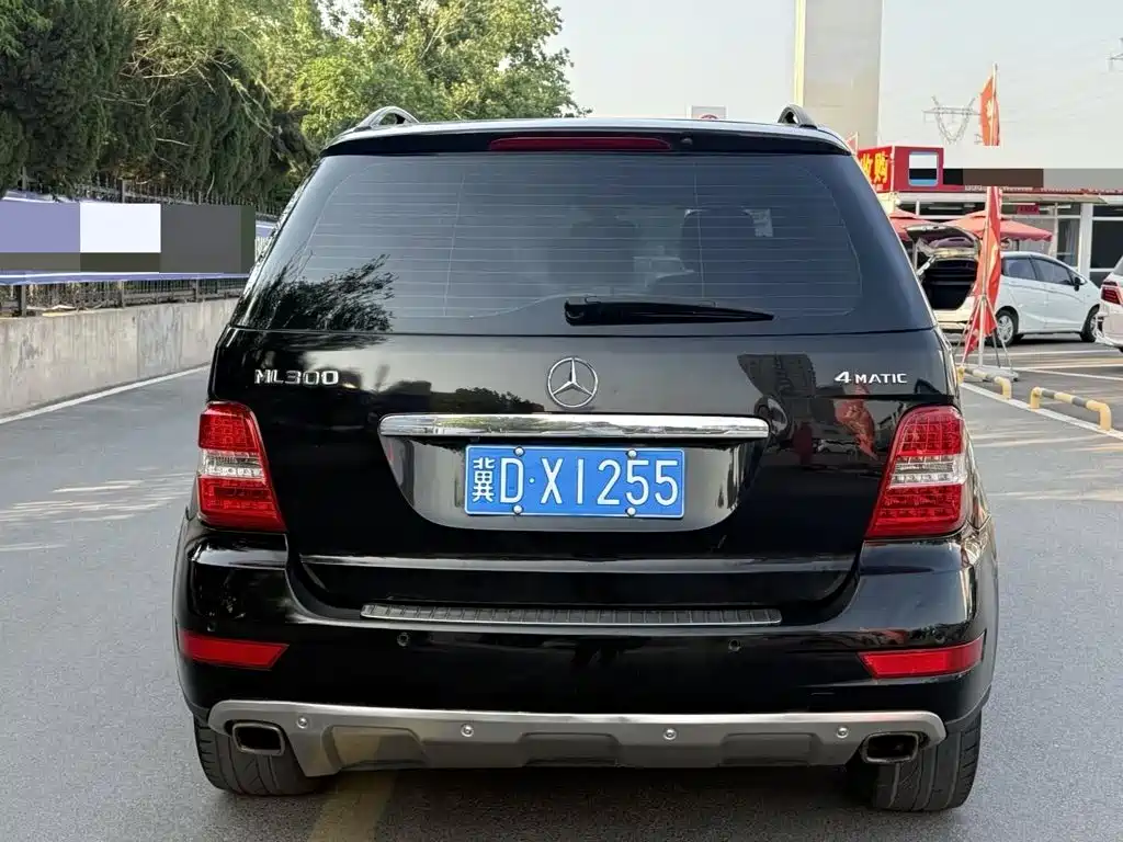Mercedes-Benz M-Class — миниатюра 5