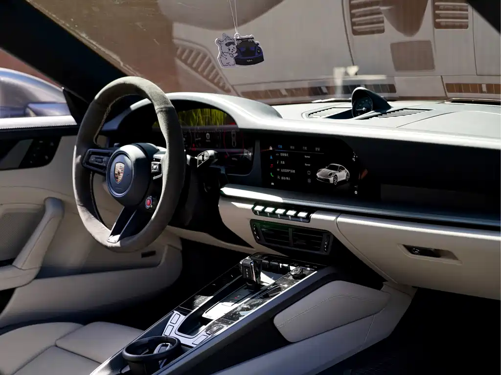 Porsche 911 2025 Carrera 3.0T