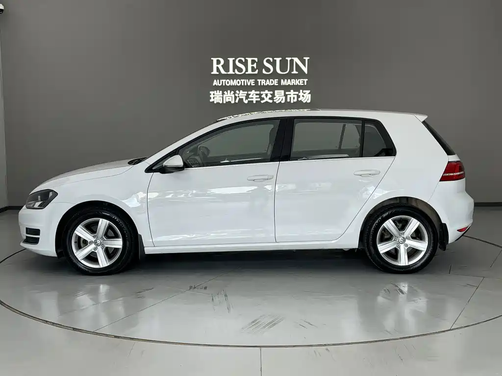 Volkswagen Golf — миниатюра 7