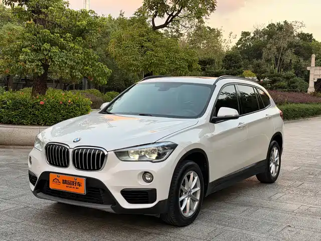 BMW  X1 2019