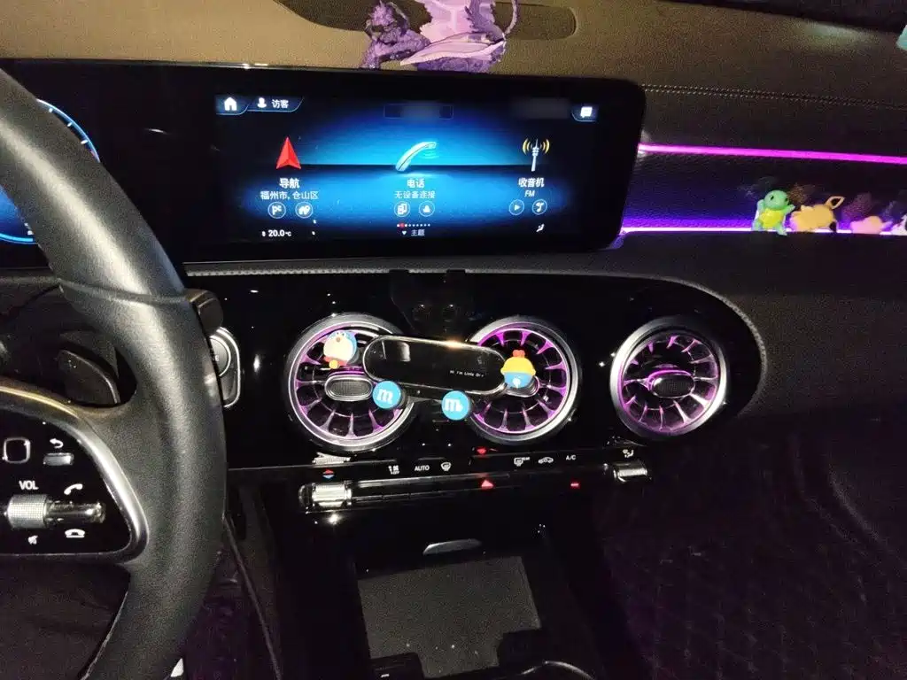 Mercedes-Benz A-Class — миниатюра 6