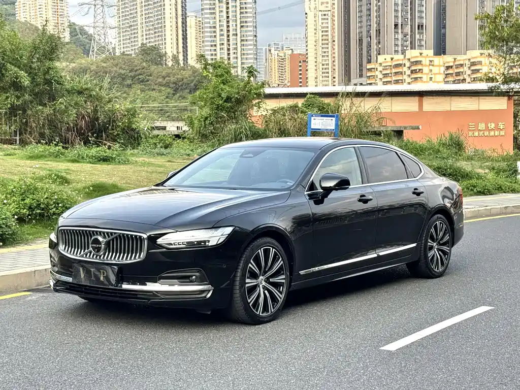 Volvo S90 2024