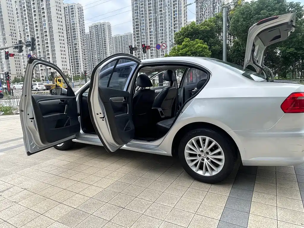 Volkswagen Lavida — миниатюра 17