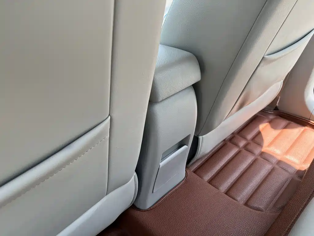 BAIC New Energy EV — миниатюра 18