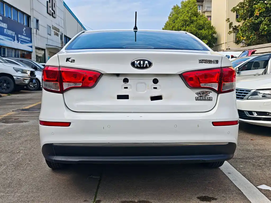 Kia K2 — миниатюра 5
