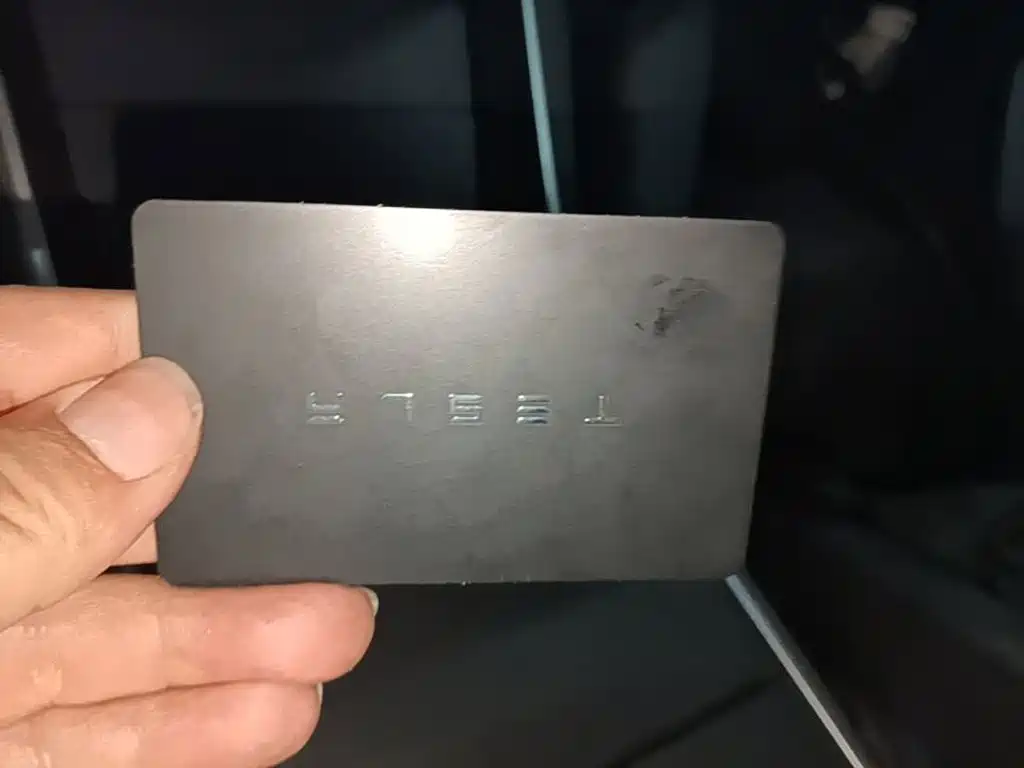 Tesla Model 3 — миниатюра 9
