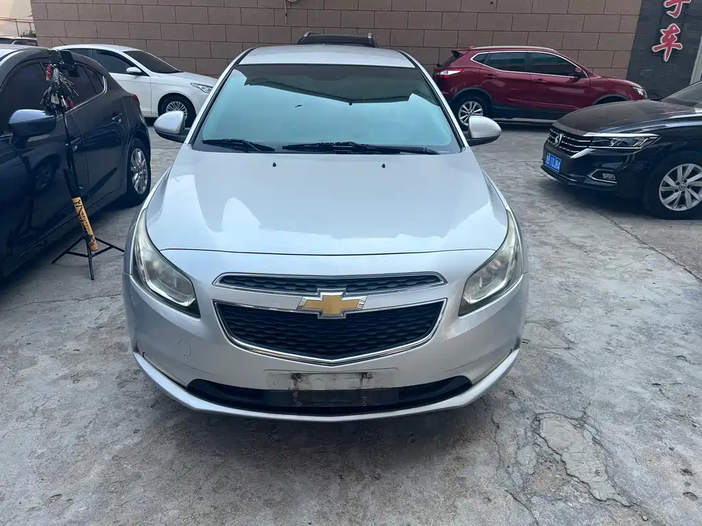 Chevrolet Cruze — миниатюра 2
