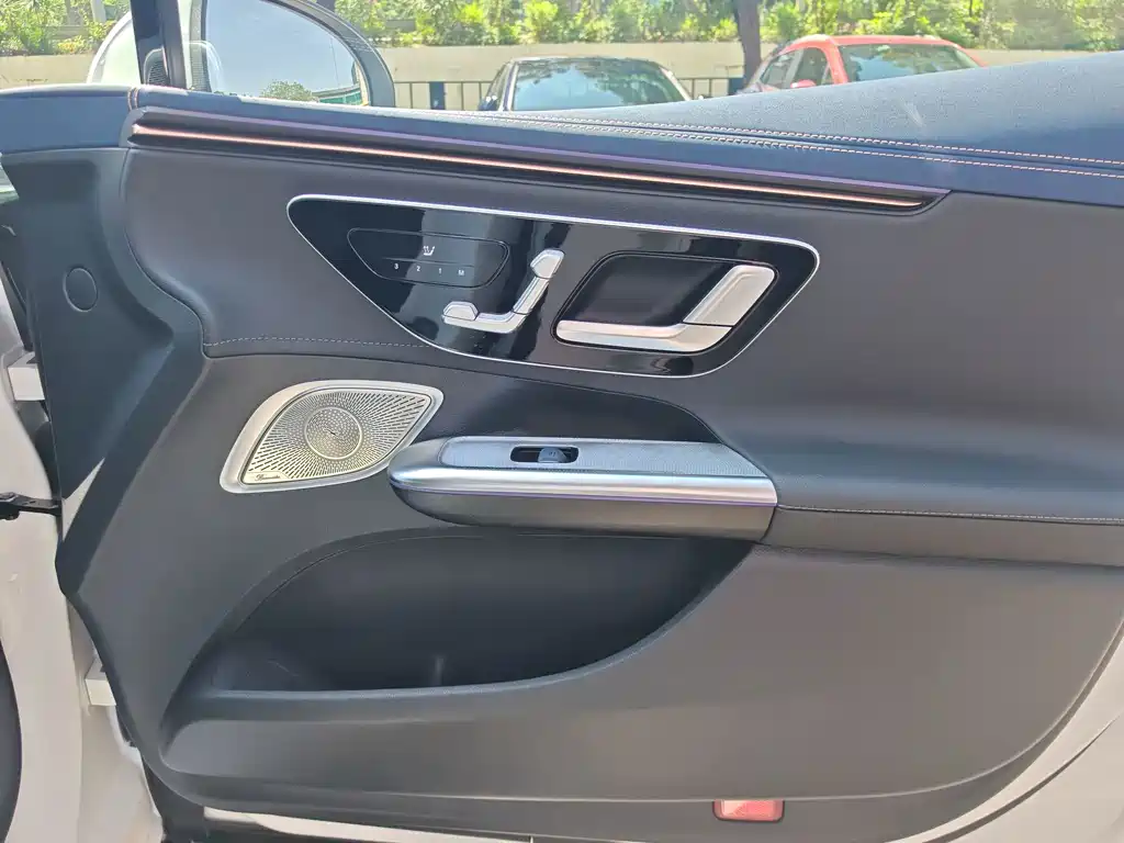 Mercedes-Benz EQE — миниатюра 20