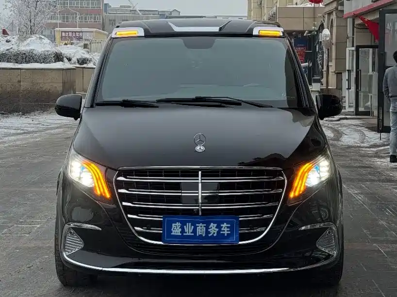 Mercedes-Benz Vito 2018 2.0T Elite 7 мест V