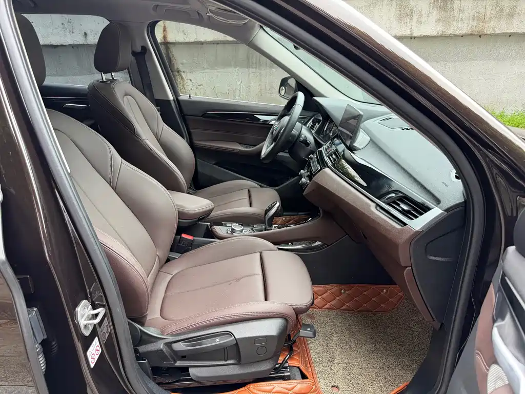 BMW X1 — миниатюра 14