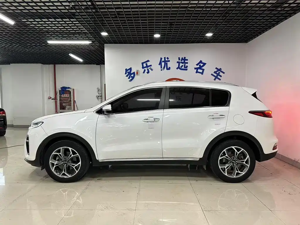 Kia KX5 — миниатюра 9