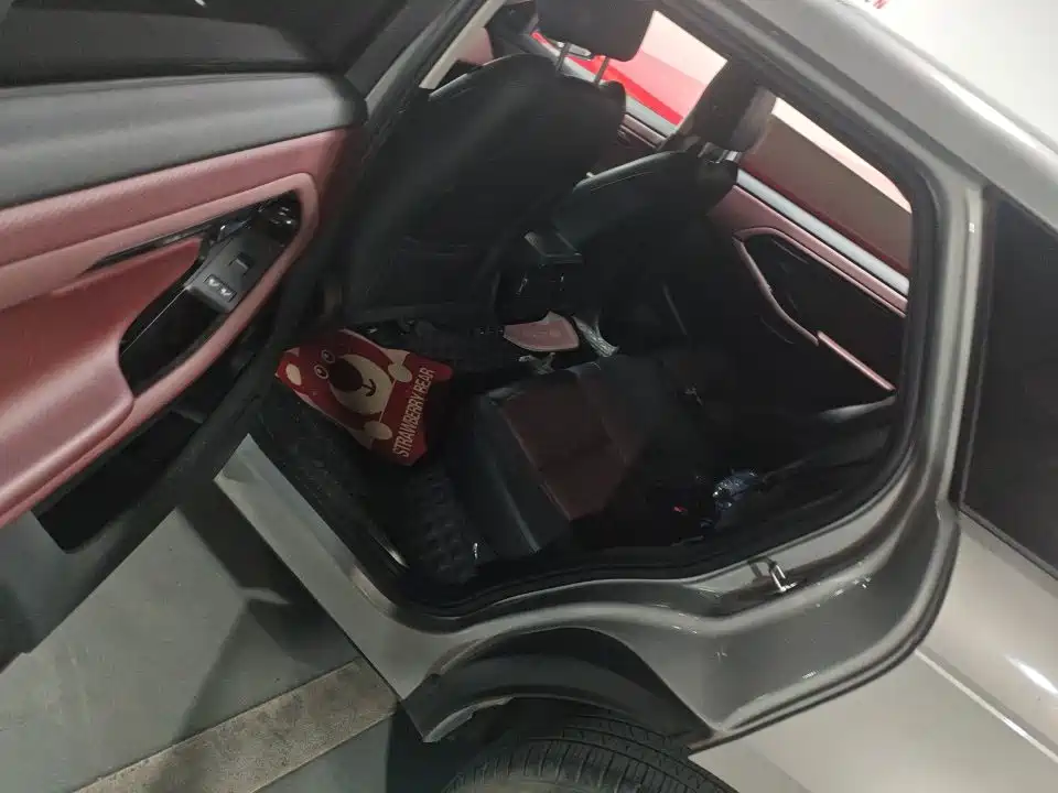 Land Rover Evoque — миниатюра 6