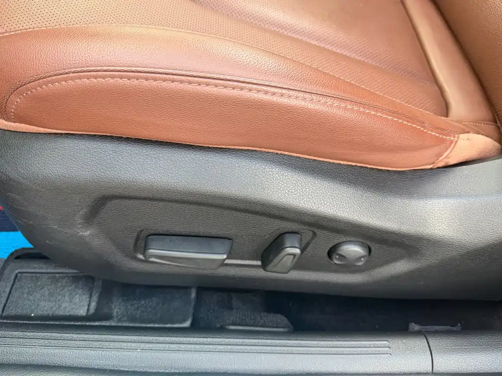 Hyundai Mistra — миниатюра 15