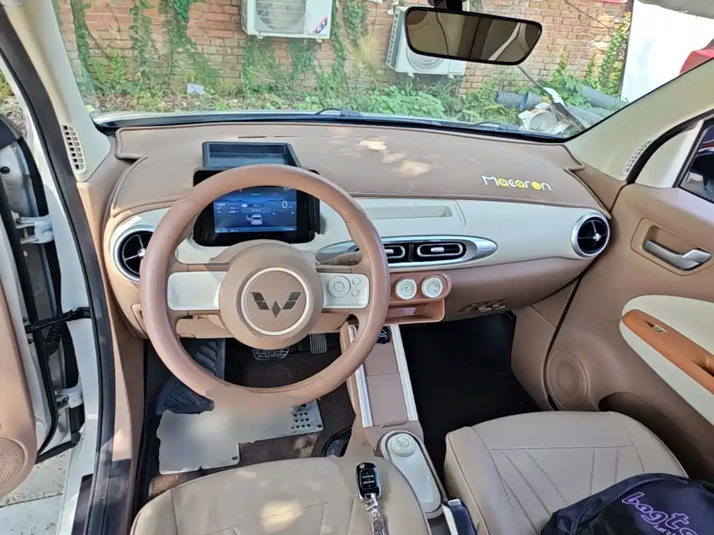 Wuling MINIEV — миниатюра 10