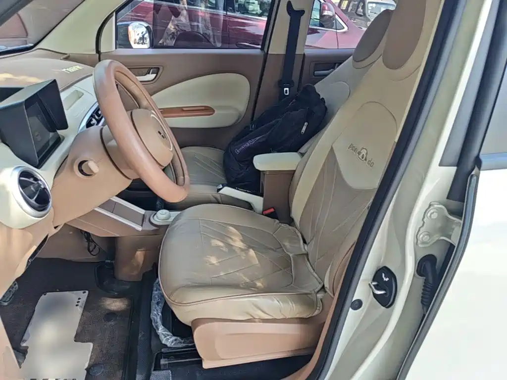 Wuling MINIEV — миниатюра 15