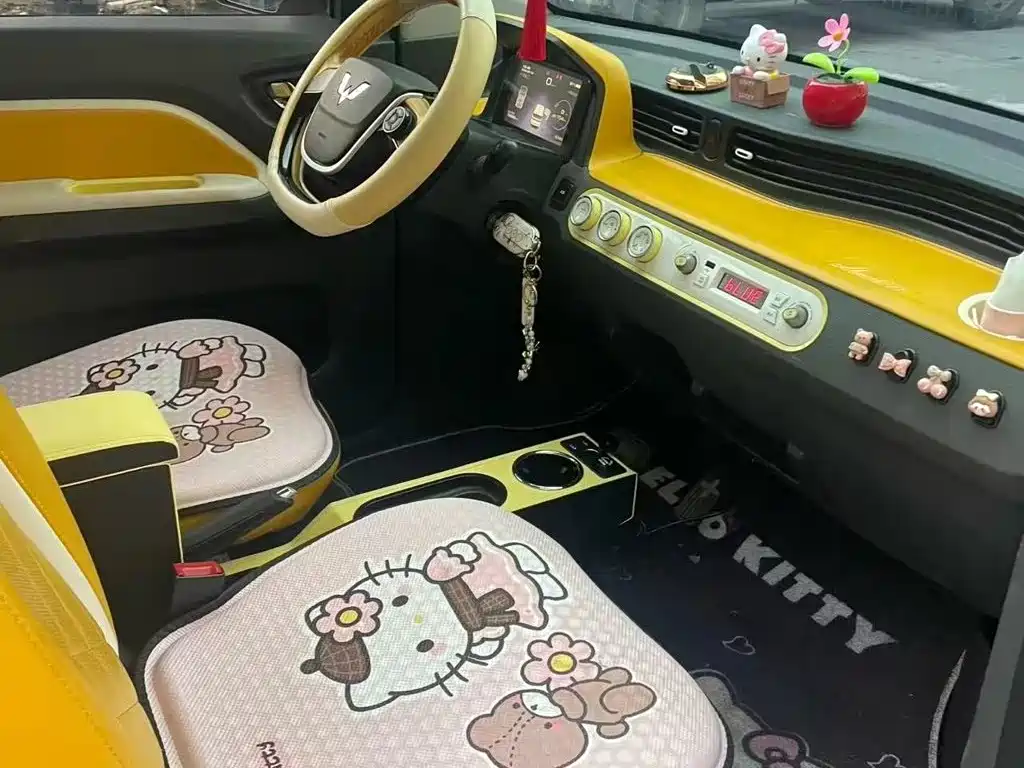 Wuling MINIEV — миниатюра 5