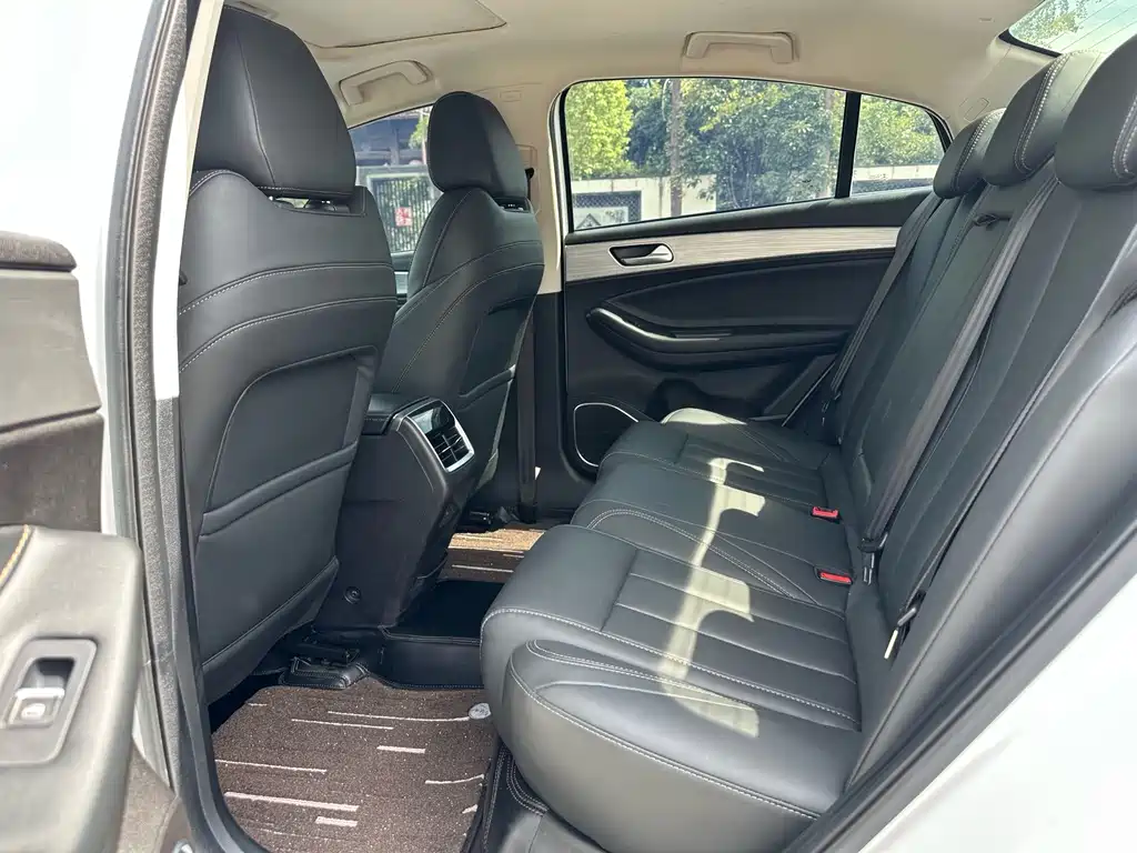 Chery Arrizo 5 PLUS — миниатюра 8